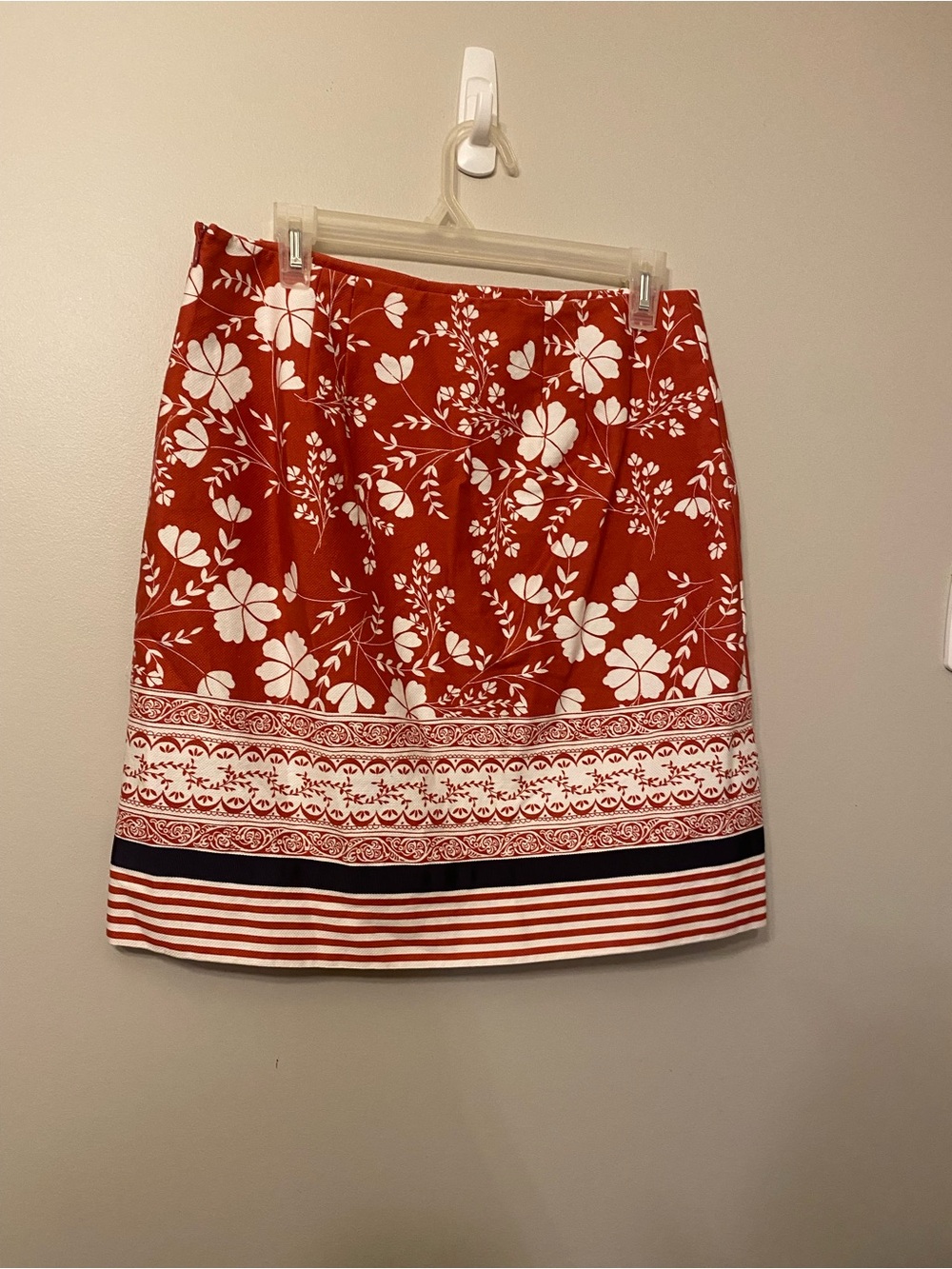 Ann Taylor Red Floral Border Print Mini Skirt